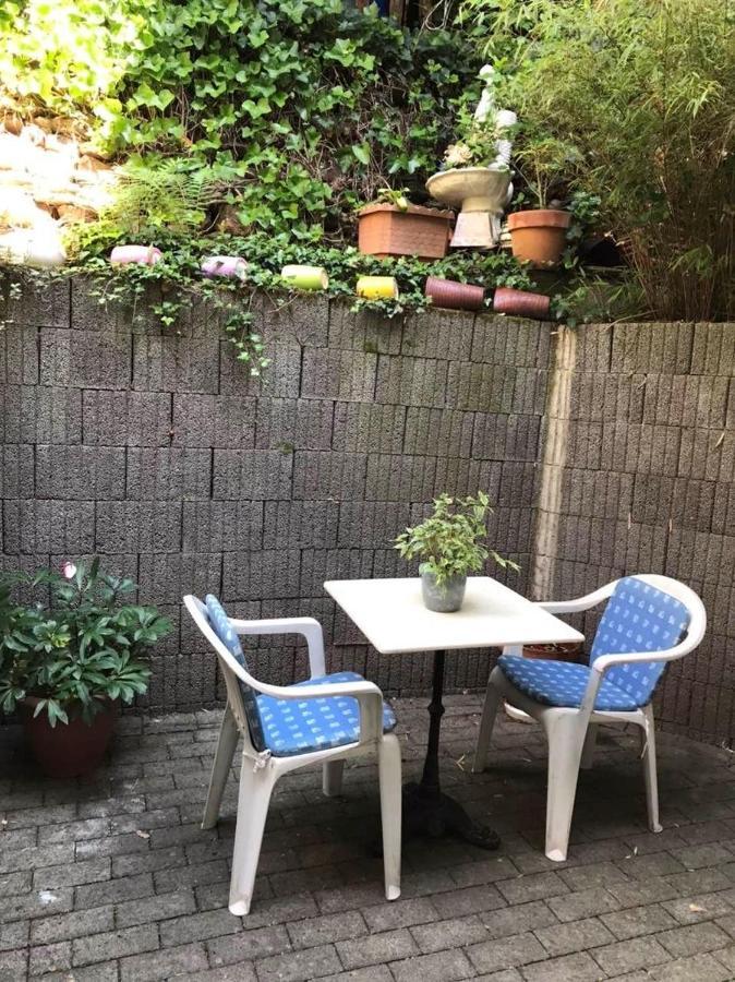 Linh'S Ferienwohnung Сарбург Екстериор снимка